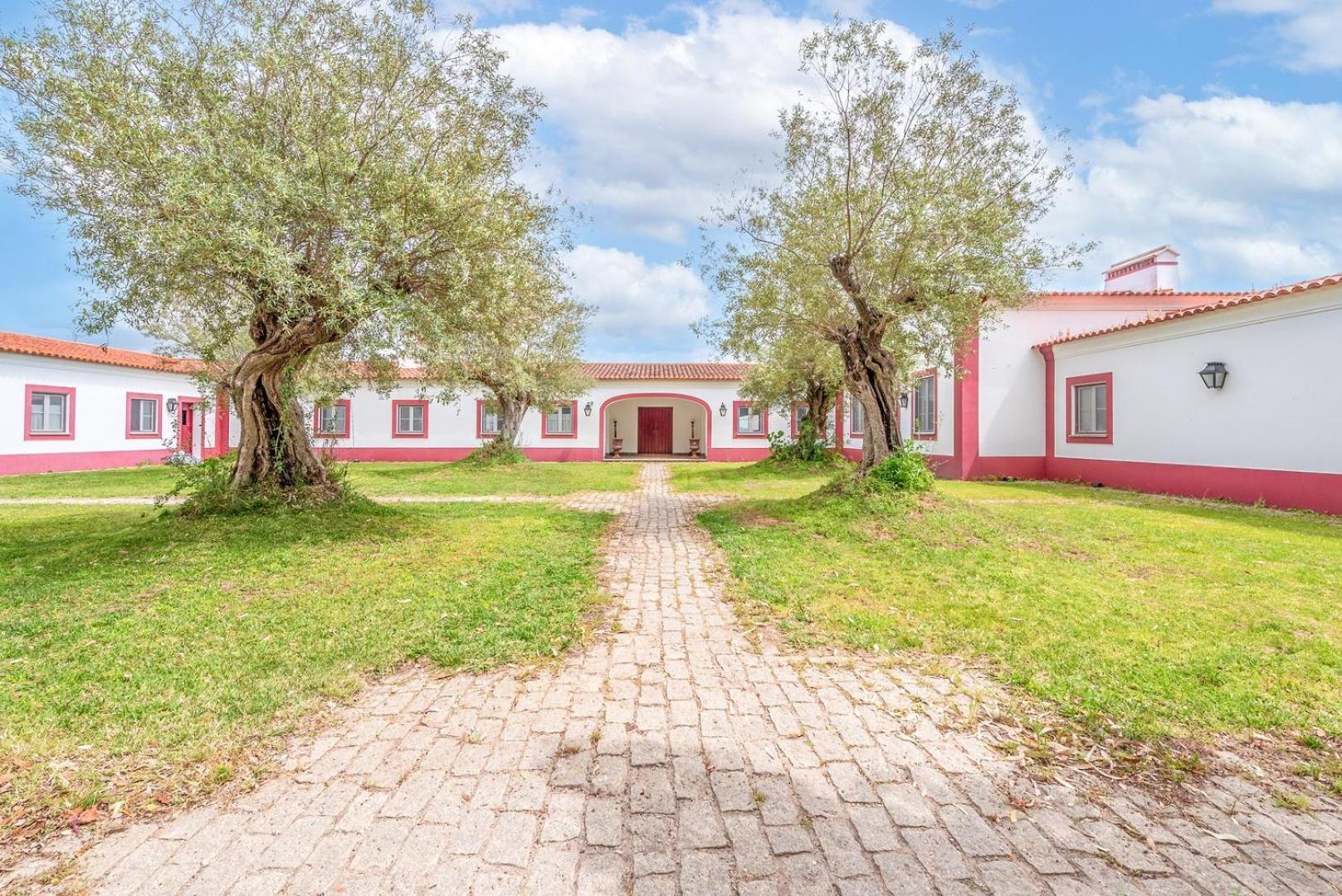 Stunning Mansion In Sao Cristovao Villa Montemor-o-Novo Bagian luar foto